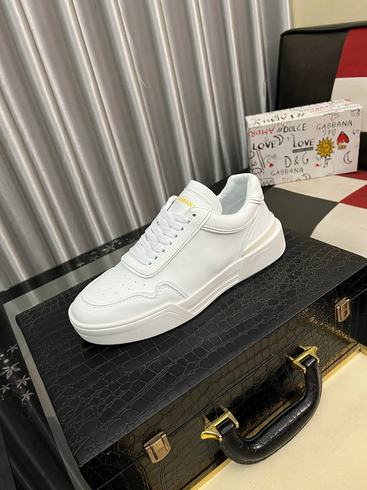 Men's shoes 💰480⌚️⌚️【DG～】couple casual shoes, on sale at the same time in 2025z cabinet 🔶Size: 36-46#️⃣ 🔷1 color🔜The upper is made of multi-material splicing➕Mesh lining, comfortable and breathable, sole: original comfortable, wear-resistant and non-slip outsole, ⚠️Real shot📱Photographed🎬The real thing is better📢📢📢